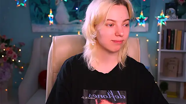 Snapshot of RocKStone_ chatting on February 4, 2025, 8:13 am RocKStone  online show from February 4, 2025, 8:13 am