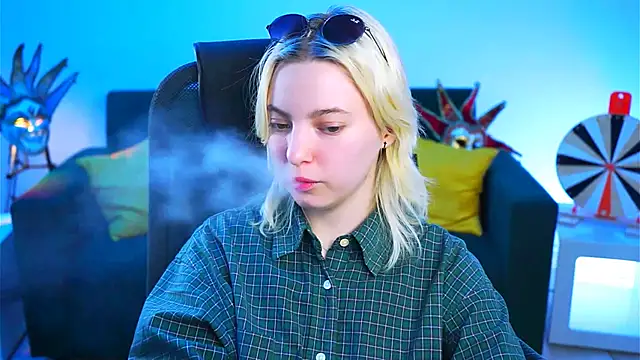 Snapshot of RocKStone_ chatting on February 5, 2025, 2:16 pm RocKStone  online show from February 5, 2025, 2:16 pm