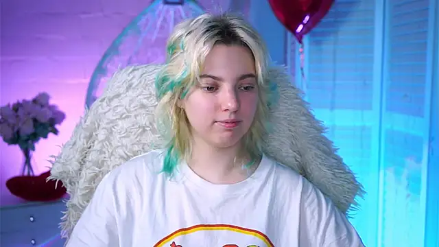 Snapshot of RocKStone_ chatting on February 16, 2025, 4:20 am RocKStone  online show from February 16, 2025, 4:20 am