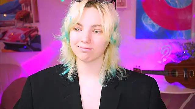 Snapshot of RocKStone_ chatting on February 17, 2025, 8:09 am RocKStone  online show from February 17, 2025, 8:09 am