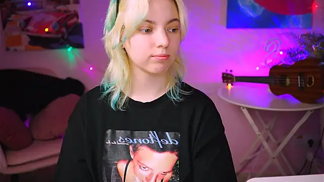 Snapshot of RocKStone_ chatting on February 17, 2025, 2:15 pm RocKStone  online show from February 17, 2025, 2:15 pm