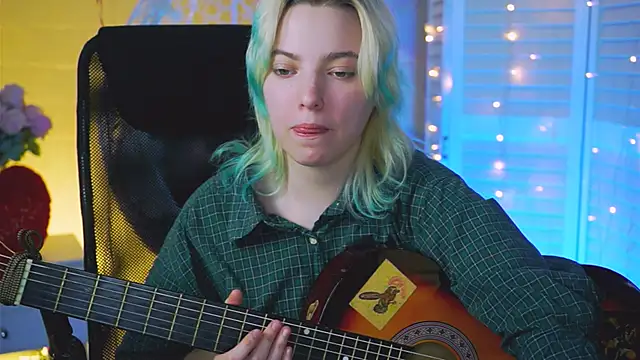 Snapshot of RocKStone_ chatting on February 18, 2025, 11:44 am RocKStone  online show from February 18, 2025, 11:44 am