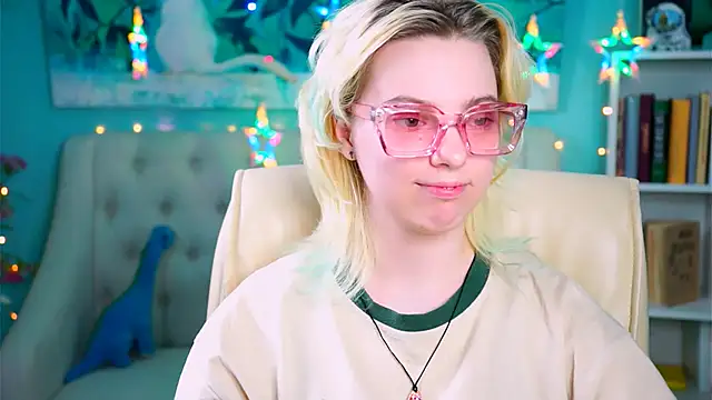 Snapshot of RocKStone_ chatting on March 8, 2025, 10:22 am RocKStone  online show from March 8, 2025, 10:22 am