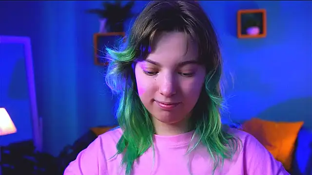 Snapshot of RocKStone_ chatting on October 8, 2025, 8:23 am RocKStone  online show from October 8, 2025, 8:23 am