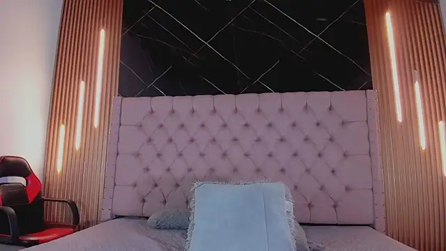 Snapshot of AinaPink chatting on September 18, 2025, 10:28 am AinaPink online show from September 18, 2025, 10:28 am