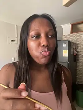 Snapshot of kellya_ chatting on January 23, 2025, 1:35 pm kellya  online show from January 23, 2025, 1:35 pm