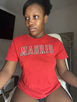 Snapshot of kellya_ chatting on March 6, 2025, 12:21 am kellya  online show from March 6, 2025, 12:21 am