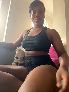 Snapshot of kellya_ chatting on March 15, 2025, 10:11 pm kellya  online show from March 15, 2025, 10:11 pm