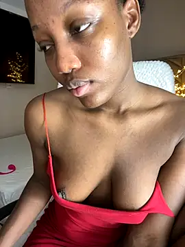 kellya  online show from November 13, 2025, 9:36 pm