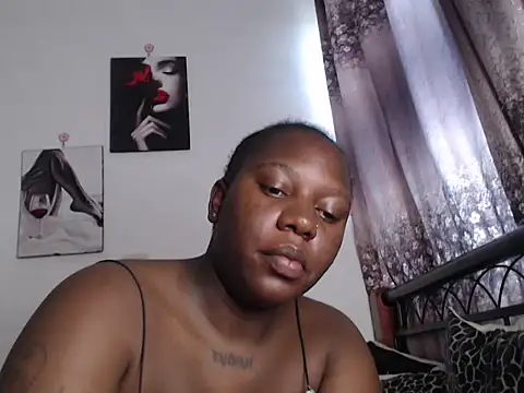 Snapshot of Whimsicalwillow chatting on November 17, 2025, 10:10 am Whimsicalwillow online show from November 17, 2025, 10:10 am