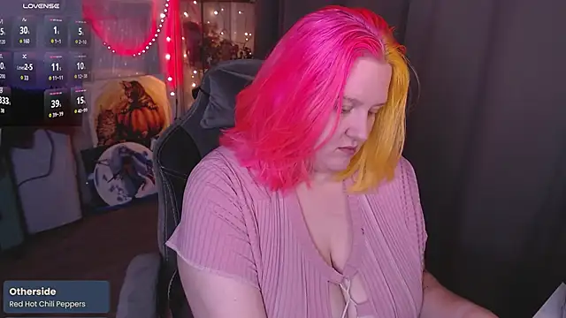 Snapshot of lissamuff chatting on November 10, 2025, 2:49 pm lissamuff online show from November 10, 2025, 2:49 pm