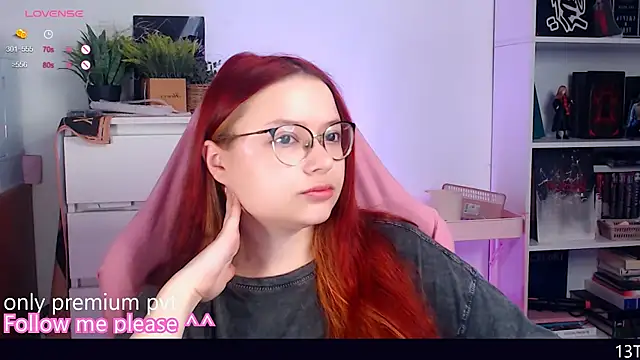 me  hanna online show from November 11, 2025, 10:10 pm