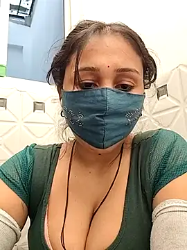 Snapshot of Archna-ji chatting on February 28, 2025, 5:15 am Archna-ji online show from February 28, 2025, 5:15 am