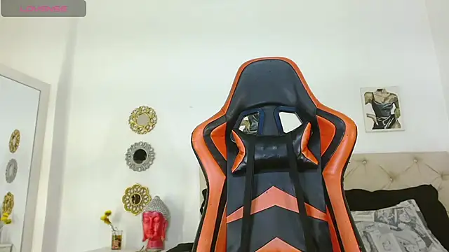 lilit kyteler online show from December 17, 2024, 7:15 pm