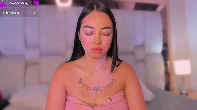 Snapshot of AnthonellaSweet chatting on October 25, 2025, 3:40 pm AnthonellaSweet online show from October 25, 2025, 3:40 pm