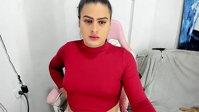 blonde girl01 online show from October 13, 2025, 4:29 pm