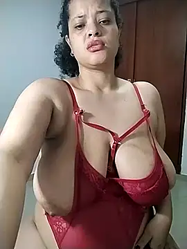 Snapshot of sweetpe chatting on February 14, 2025, 10:49 am sweetpe online show from February 14, 2025, 10:49 am