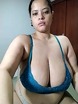 Snapshot of sweetpe chatting on March 9, 2025, 9:24 am sweetpe online show from March 9, 2025, 9:24 am