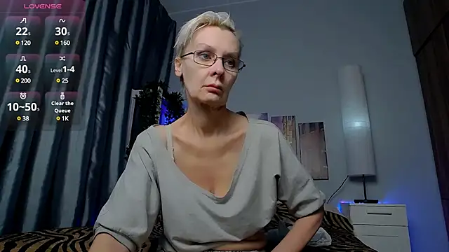 Snapshot of HelgaHimmell chatting on January 29, 2025, 3:44 am HelgaHimmell online show from January 29, 2025, 3:44 am