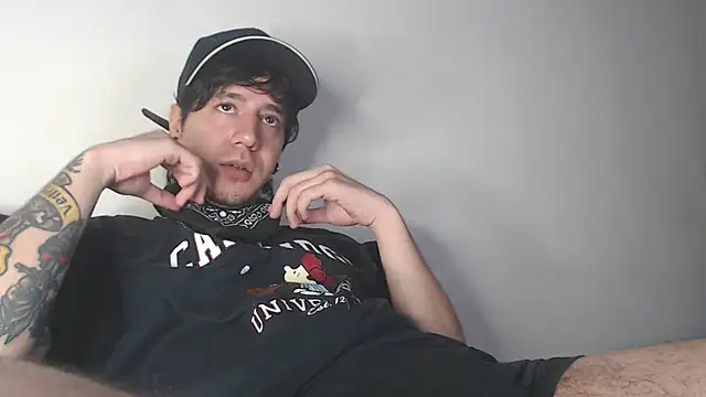 AndyBetti online show from December 3, 2025, 1:57 am