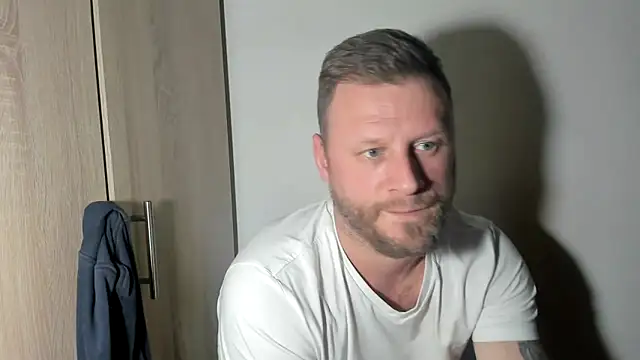 ANGELALEXYNO2024 online show from February 21, 2025, 2:28 am