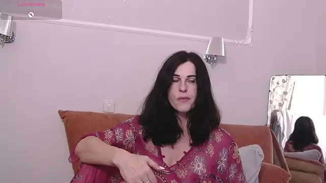 Snapshot of MonicaMelano chatting on October 7, 2025, 3:31 pm MonicaMelano online show from October 7, 2025, 3:31 pm