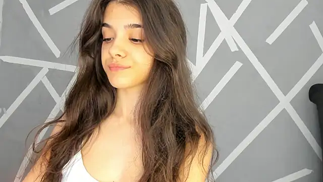 BabyAylin online show from December 19, 2024, 6:01 am