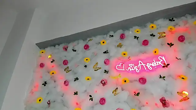 BabyAylin online show from January 18, 2025, 12:26 pm