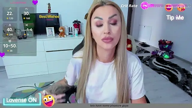 GlossyDiamondX online show from September 11, 2025, 5:40 am