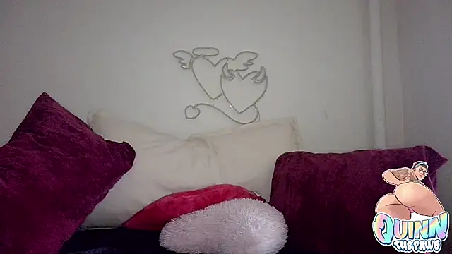 quinnmariexo online show from November 23, 2025, 5:57 pm