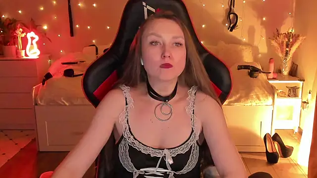 Snapshot of desperatehousewife__ chatting on March 3, 2025, 3:19 am desperatehousewife online show from March 3, 2025, 3:19 am