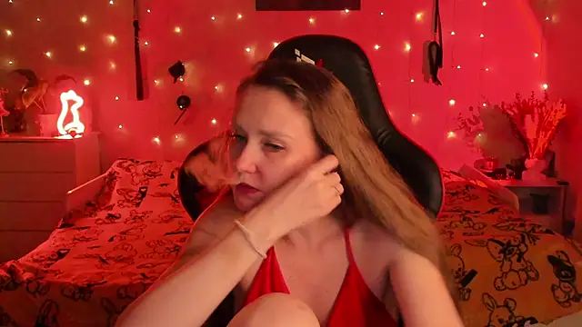 Snapshot of desperatehousewife__ chatting on September 19, 2025, 5:35 pm desperatehousewife online show from September 19, 2025, 5:35 pm