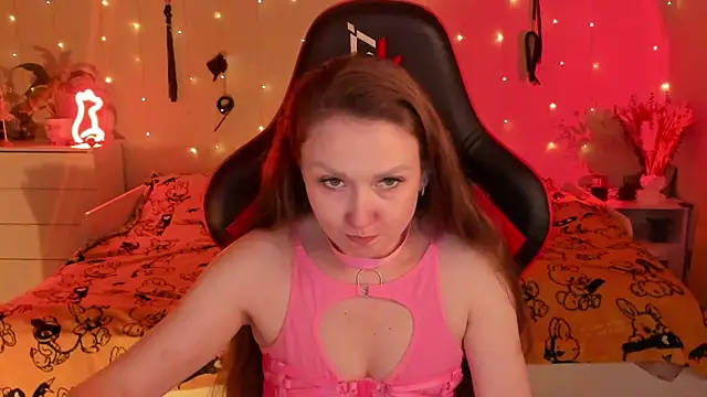 Snapshot of desperatehousewife__ chatting on September 20, 2025, 2:07 pm desperatehousewife online show from September 20, 2025, 2:07 pm