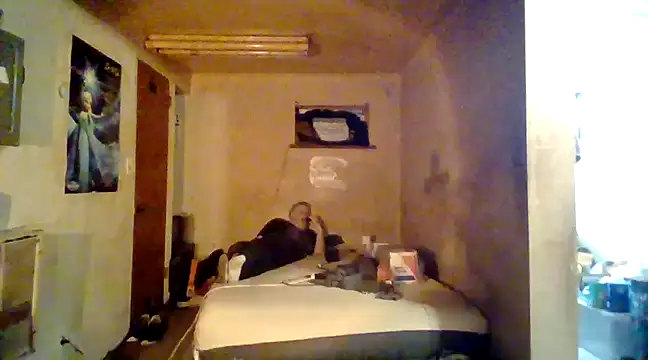 Nightshade7712 online show from February 7, 2025, 8:20 pm