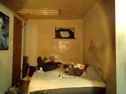 Nightshade7712 online show from February 12, 2025, 10:48 pm