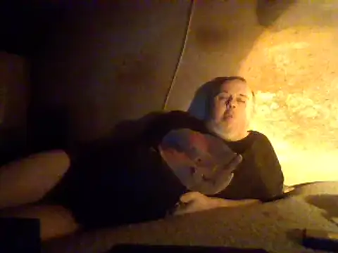 Nightshade7712 online show from March 5, 2025, 1:42 am