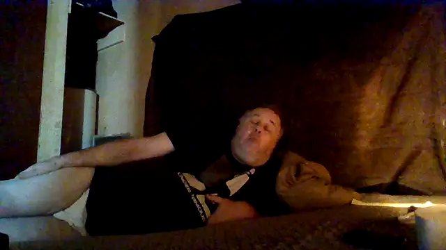 Nightshade7712 online show from October 20, 2025, 3:29 am