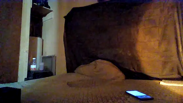 Nightshade7712 online show from October 26, 2025, 1:33 am