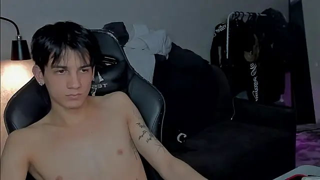 Snapshot of MarkBrowniii chatting on January 20, 2025, 6:21 am MarkBrowniii online show from January 20, 2025, 6:21 am