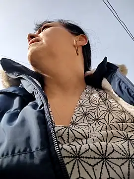 Natasha milf   online show from November 10, 2025, 12:26 pm