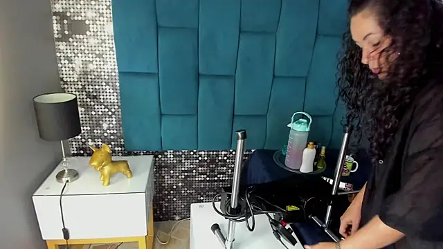 Snapshot of hanny_milf chatting on November 22, 2025, 11:42 am hanny milf online show from November 22, 2025, 11:42 am