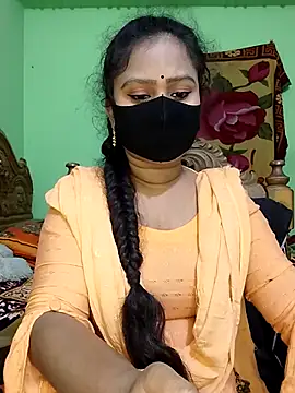 Idhika Paul online show from February 23, 2025, 8:00 pm