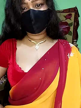 Idhika Paul online show from March 1, 2025, 8:21 pm