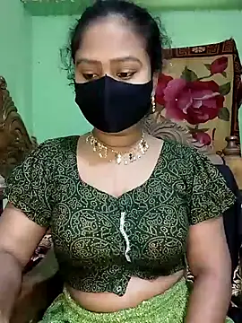 Idhika Paul online show from March 8, 2025, 5:59 am