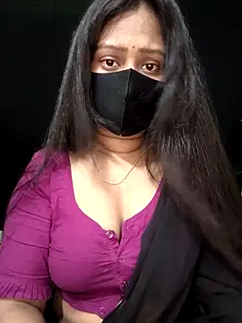 Idhika Paul online show from September 27, 2025, 9:47 am