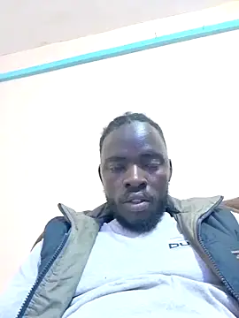 MaskedGQ online show from September 17, 2025, 9:27 pm