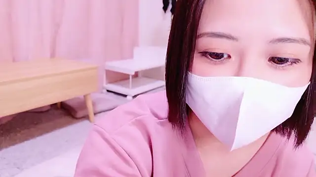 Snapshot of Nonchan_ chatting on November 4, 2025, 1:10 pm Nonchan online show from November 4, 2025, 1:10 pm