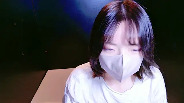 ranran ch online show from September 26, 2025, 2:26 am