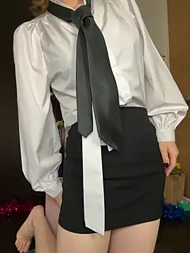 ranran ch online show from October 22, 2025, 1:33 pm