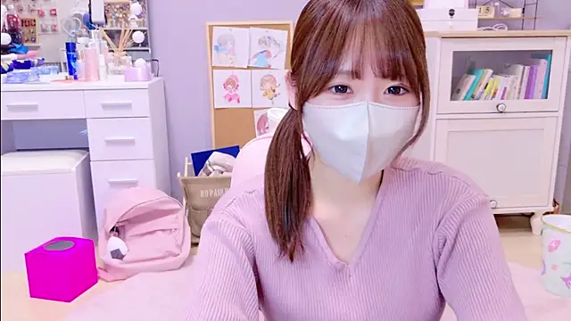 Snapshot of Yui-Ch chatting on January 15, 2025, 12:36 pm Yui-Ch online show from January 15, 2025, 12:36 pm